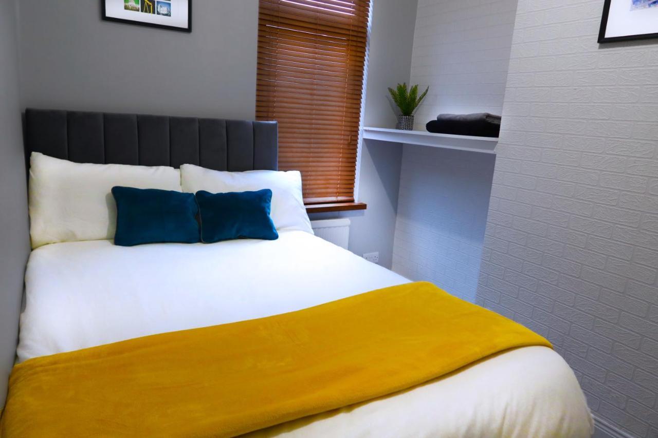 Broadway Belfast! Central Location! Sleeps 6! 外观 照片