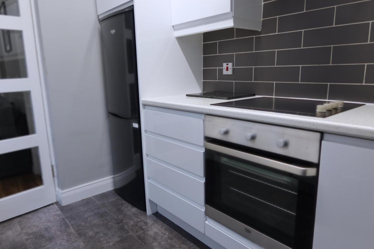 Broadway Belfast! Central Location! Sleeps 6! 外观 照片