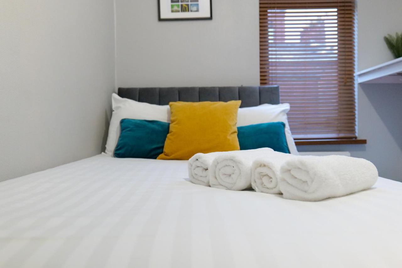 Broadway Belfast! Central Location! Sleeps 6! 外观 照片