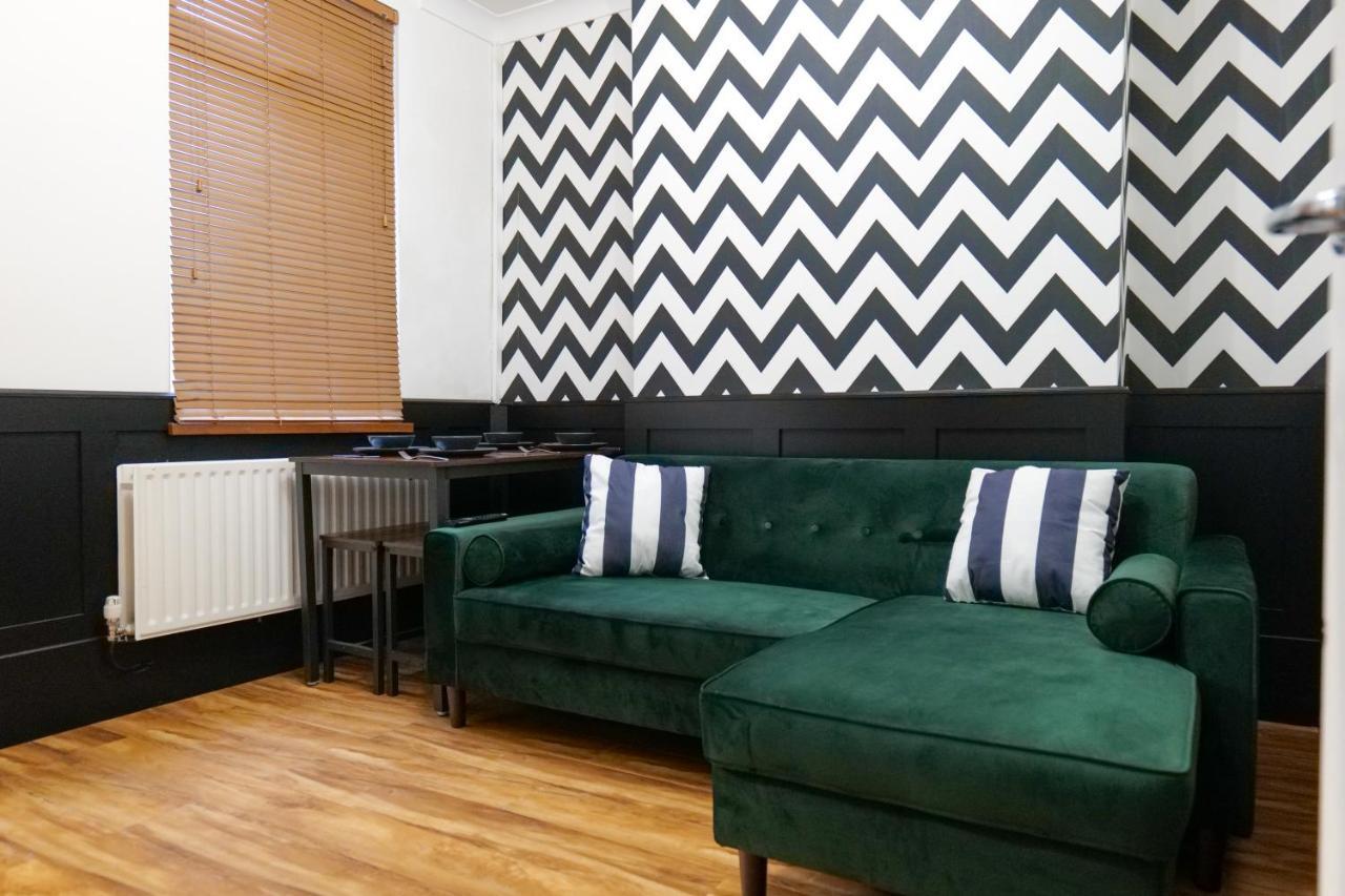 Broadway Belfast! Central Location! Sleeps 6! 外观 照片