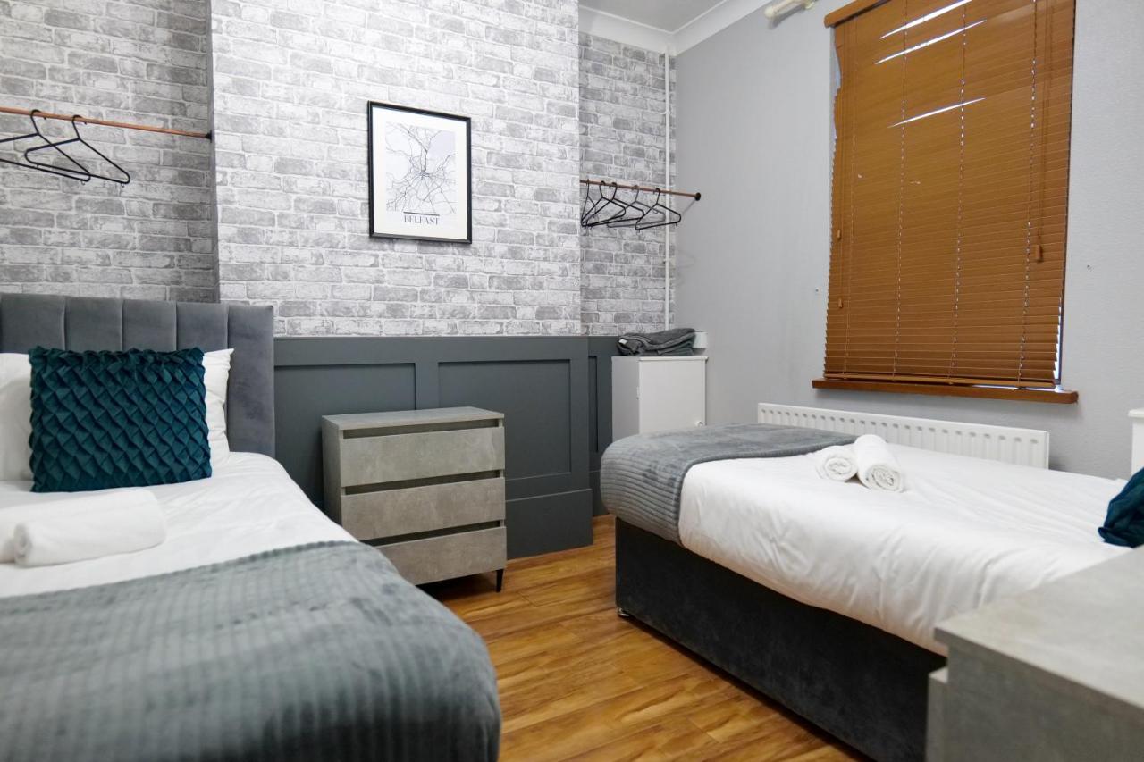 Broadway Belfast! Central Location! Sleeps 6! 外观 照片