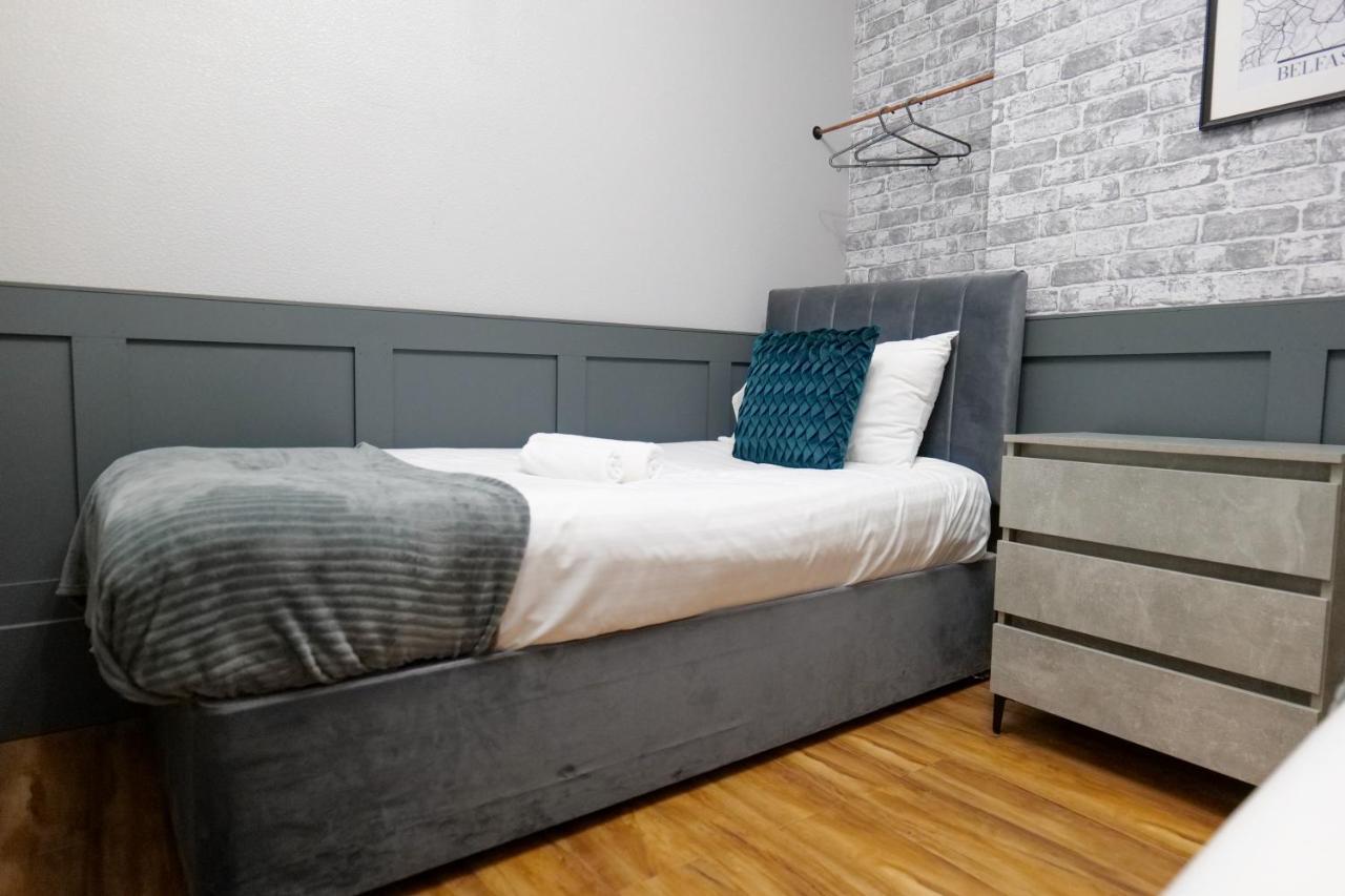 Broadway Belfast! Central Location! Sleeps 6! 外观 照片