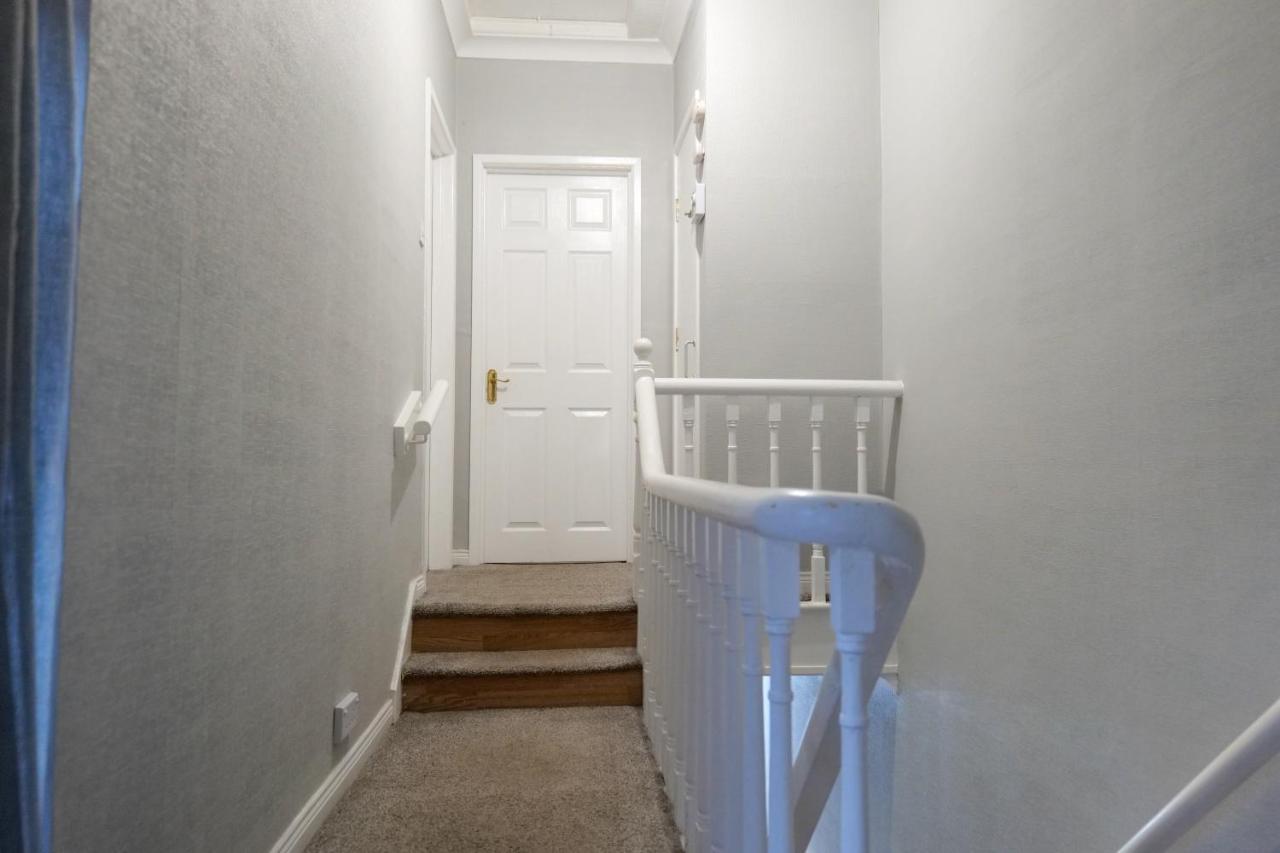Broadway Belfast! Central Location! Sleeps 6! 外观 照片